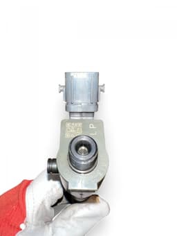 VOLVO 31336878 36010090 Fuel Injector VOLVO V40 (2012-2019) — thumbnail 3