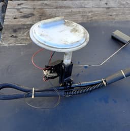 VOLVO 8621966 Fuel delivery pump VOLVO XC90 I (2002-2014) — thumbnail 3
