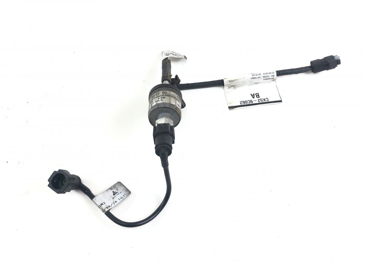 LAND ROVER 22451710 Fuel delivery pump for aux. Parking heater (webasto) LAND ROVER RANGE ROVER SPORT II (L494) (2013-2022)