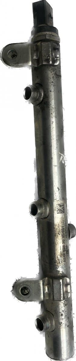 MERCEDES-BENZ Fuel Distributor / fuel rail MERCEDES-BENZ CLS (C218) (2011-2017) — thumbnail 2
