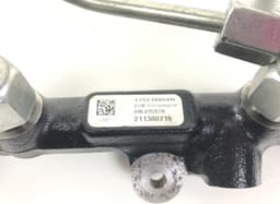 NISSAN 175219059R Fuel Distributor / fuel rail NISSAN NV300 (X82) (2016-2021) — thumbnail 3