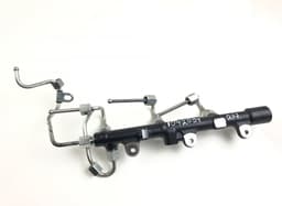 NISSAN 175219059R Fuel Distributor / fuel rail NISSAN NV300 (X82) (2016-2021) — thumbnail 2