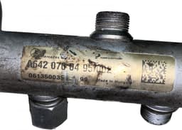 MERCEDES-BENZ Fuel Distributor / fuel rail MERCEDES-BENZ ML-CLASS (W164) (2005-2011) — thumbnail 2
