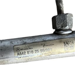 MERCEDES-BENZ 6420702595 Fuel Distributor / fuel rail MERCEDES-BENZ VITO / VIANO (W639) (2003-2014) — thumbnail 5