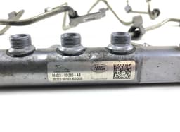 LAND ROVER LR139723 Fuel Distributor / fuel rail LAND ROVER EVOQUE II (L551) (2018-) — thumbnail 2