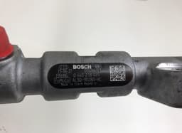LAND ROVER 0445218024 0445218020 Fuel Distributor / fuel rail LAND ROVER RANGE ROVER SPORT II (L494) (2013-2022) — thumbnail 3
