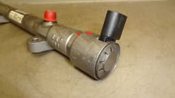 JEEP R9144Z240A Fuel Distributor / fuel rail JEEP COMPASS I (PK) (2006-2016) — thumbnail 3