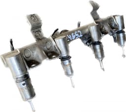 PEUGEOT Fuel Distributor / fuel rail PEUGEOT 508 I (W23) (2010-2018) — thumbnail 3
