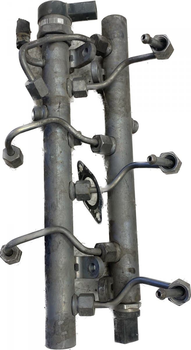 MERCEDES-BENZ Fuel Distributor / fuel rail MERCEDES-BENZ C-CLASS (W204) (2007-2013)