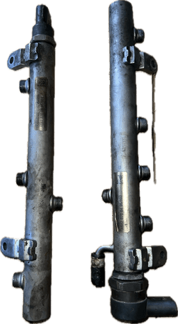 CHRYSLER 6420700495 6420700695 Fuel Distributor / fuel rail CHRYSLER 300C I (2004-2010) — thumbnail 2