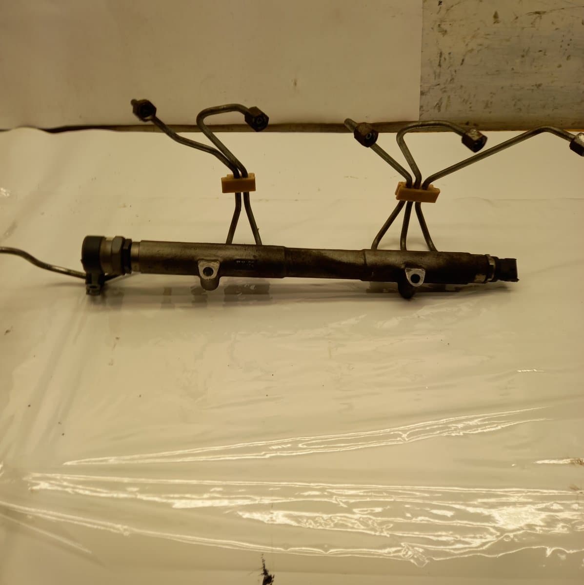 VOLVO 0445215023 Fuel Distributor / fuel rail VOLVO XC60 I (2008-2017)