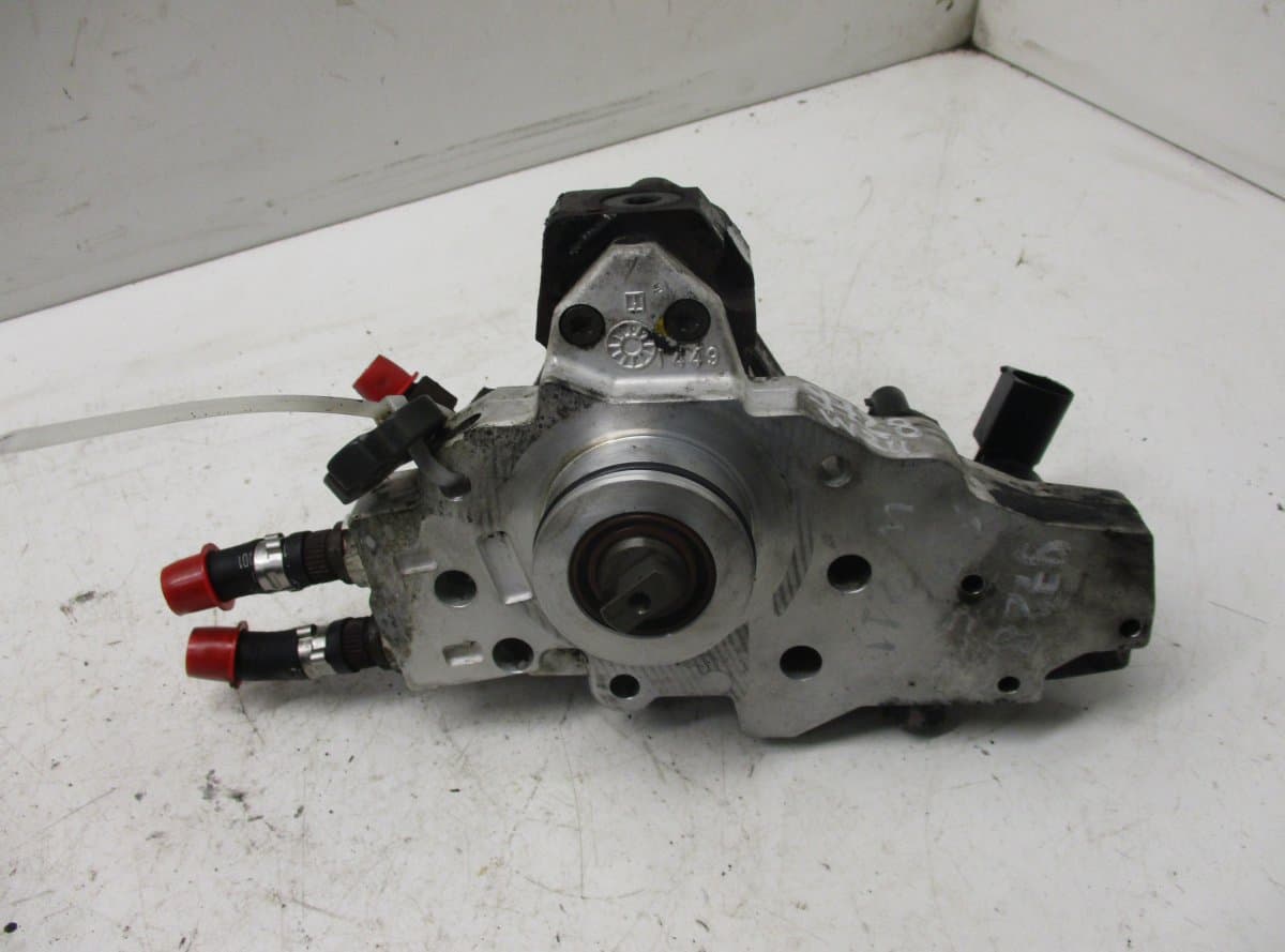 MERCEDES-BENZ Fuel injection pump, diesel MERCEDES-BENZ E-CLASS (W211) (2002-2009)