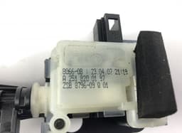 MERCEDES-BENZ A2167570006 Fuel flap MERCEDES-BENZ S-CLASS Coupe (C216) (2006-2013) — thumbnail 4