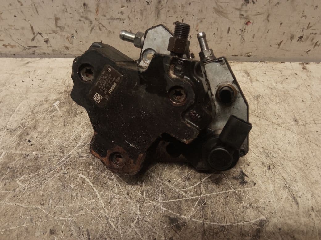 0445010145 Fuel injection pump, diesel MERCEDES-BENZ E-CLASS (W211) (2002-2009)