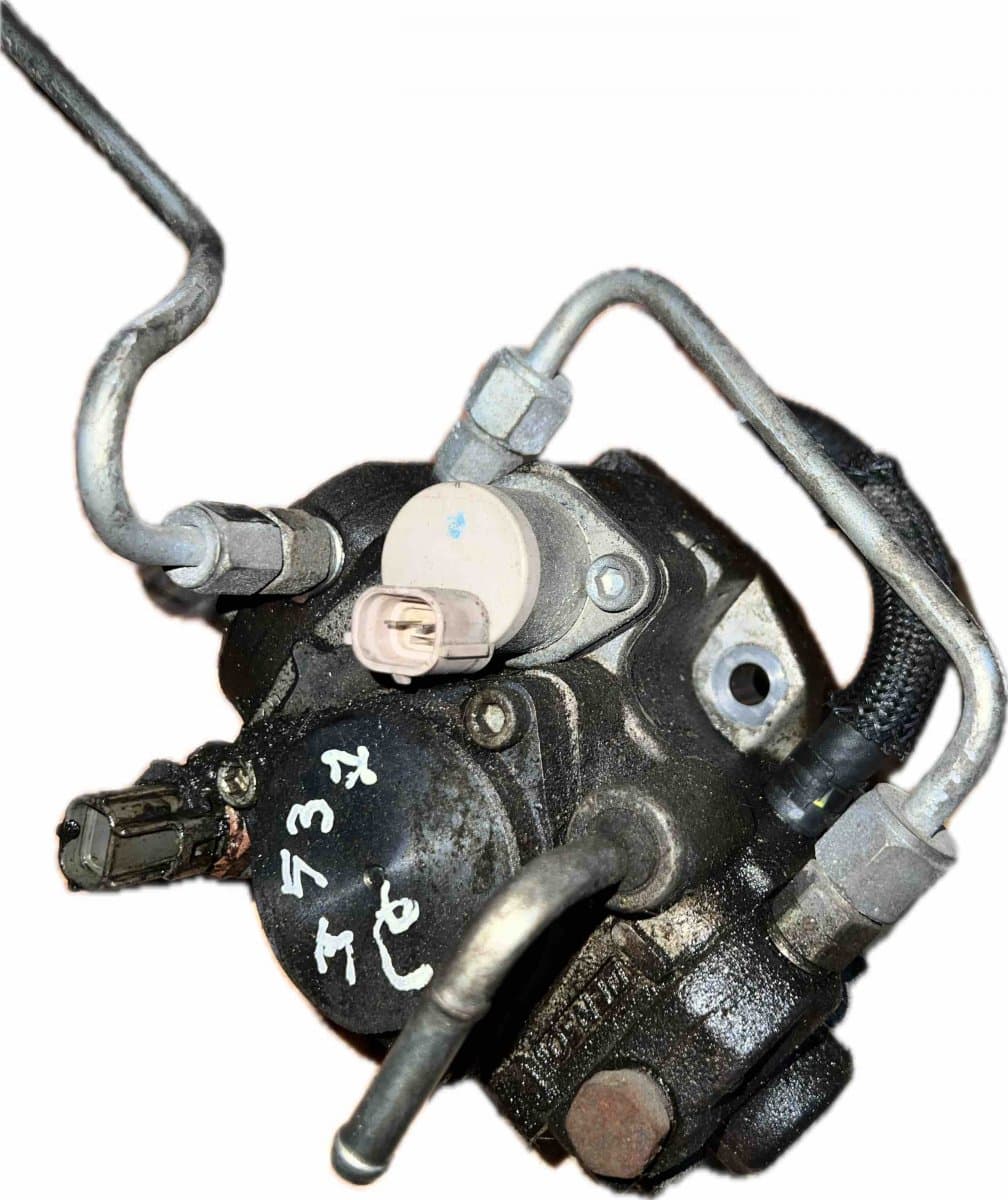 TOYOTA Fuel injection pump, diesel TOYOTA AVENSIS (T250) (2003-2008)