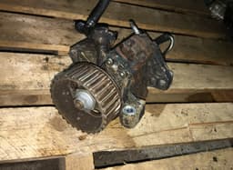 RENAULT Fuel injection pump, diesel RENAULT CLIO III / THALIA (2005-2012) — thumbnail 1