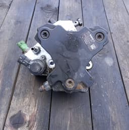 VOLVO 36001127 31303475 30756125 8692521 Fuel injection pump, diesel VOLVO S40 / V50 / C30 / C70 (MS, MW) (2004-2012) — thumbnail 3
