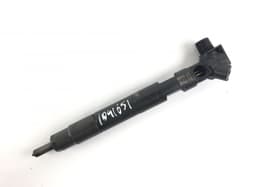 MERCEDES-BENZ 28308779 Fuel Injector MERCEDES-BENZ C-CLASS (W205) (2013-2021) — thumbnail 1