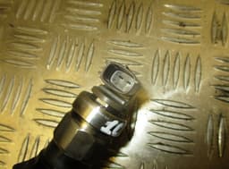 NISSAN Fuel Injector NISSAN X-TRAIL I (T30) (2001-2007) — thumbnail 3