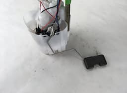 VW 5Q0919051BH Fuel delivery pump VW GOLF VII (5G1, BA5, BV5, BQ1, BE) (2012-2020) — thumbnail 2