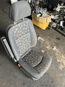 MERCEDES-BENZ Front seat left MERCEDES-BENZ VITO / VIANO (W639) (2003-2014) — thumbnail 2