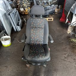 MERCEDES-BENZ Front seat right MERCEDES-BENZ VITO / VIANO (W639) (2003-2014) — thumbnail 1