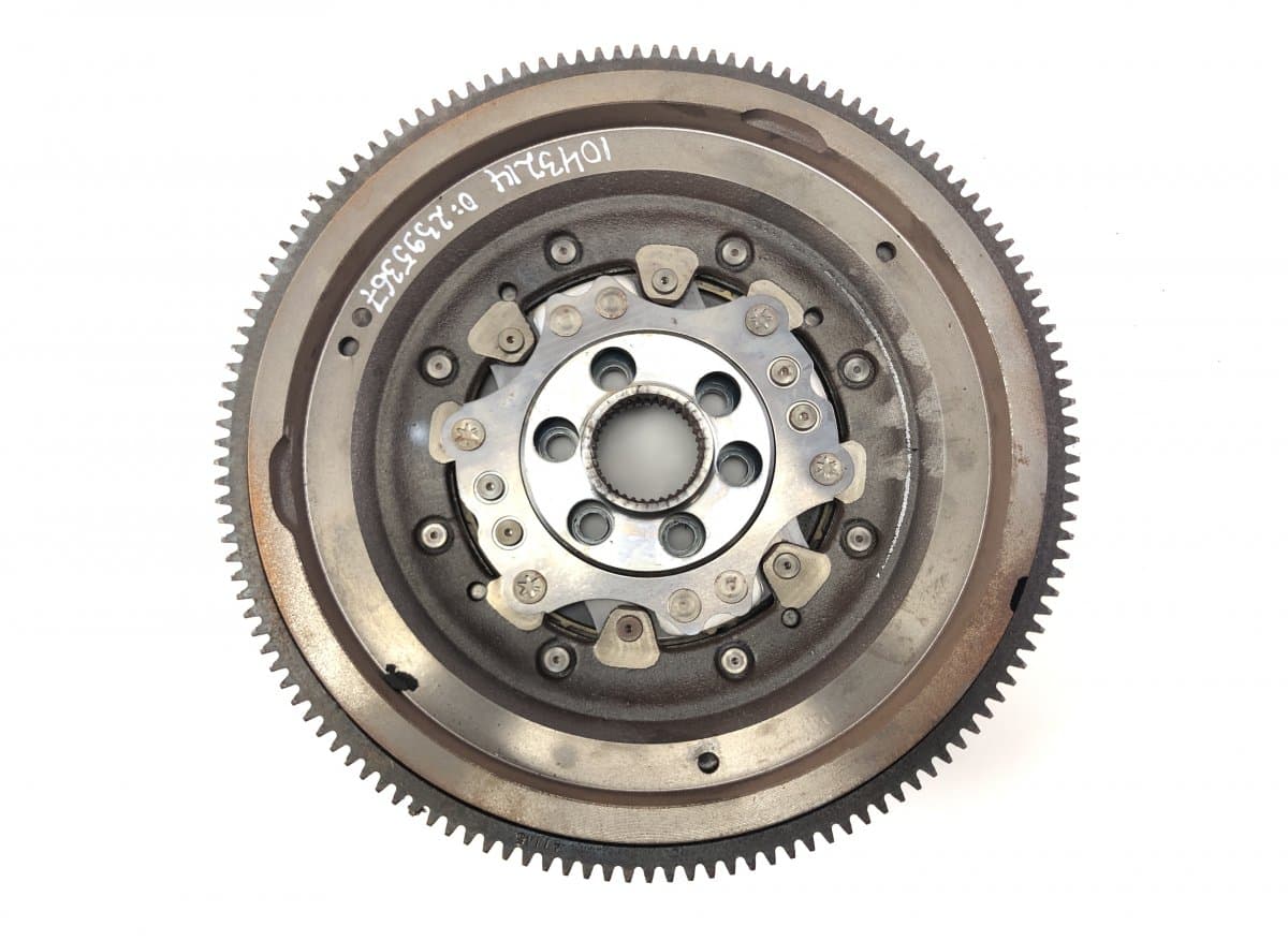 VW 03L105266AM Flywheel VW TRANSPORTER T5 / MULTIVAN (7H, 7E, 7J) (2003-2015)