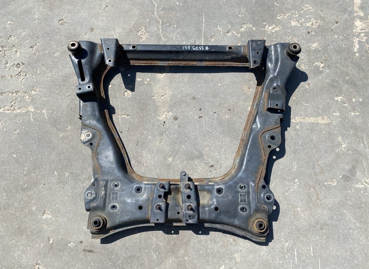 NISSAN 544003NK0A Front Axle Beam NISSAN LEAF I (ZE0) (2010-2017)
