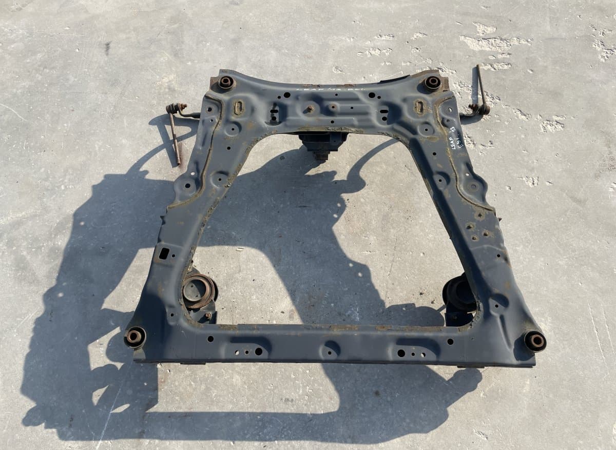 NISSAN 544003NA0A Front Axle Beam NISSAN LEAF I (ZE0) (2010-2017)