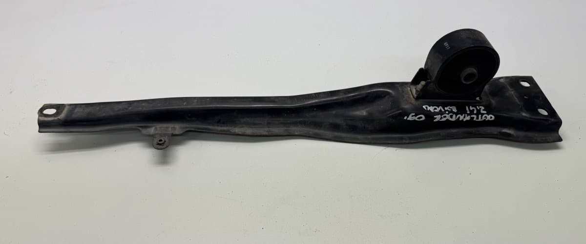 4000A021 Front axle beam / engine beam, other MITSUBISHI OUTLANDER II (CW, ZG, ZH) (2006-2012)