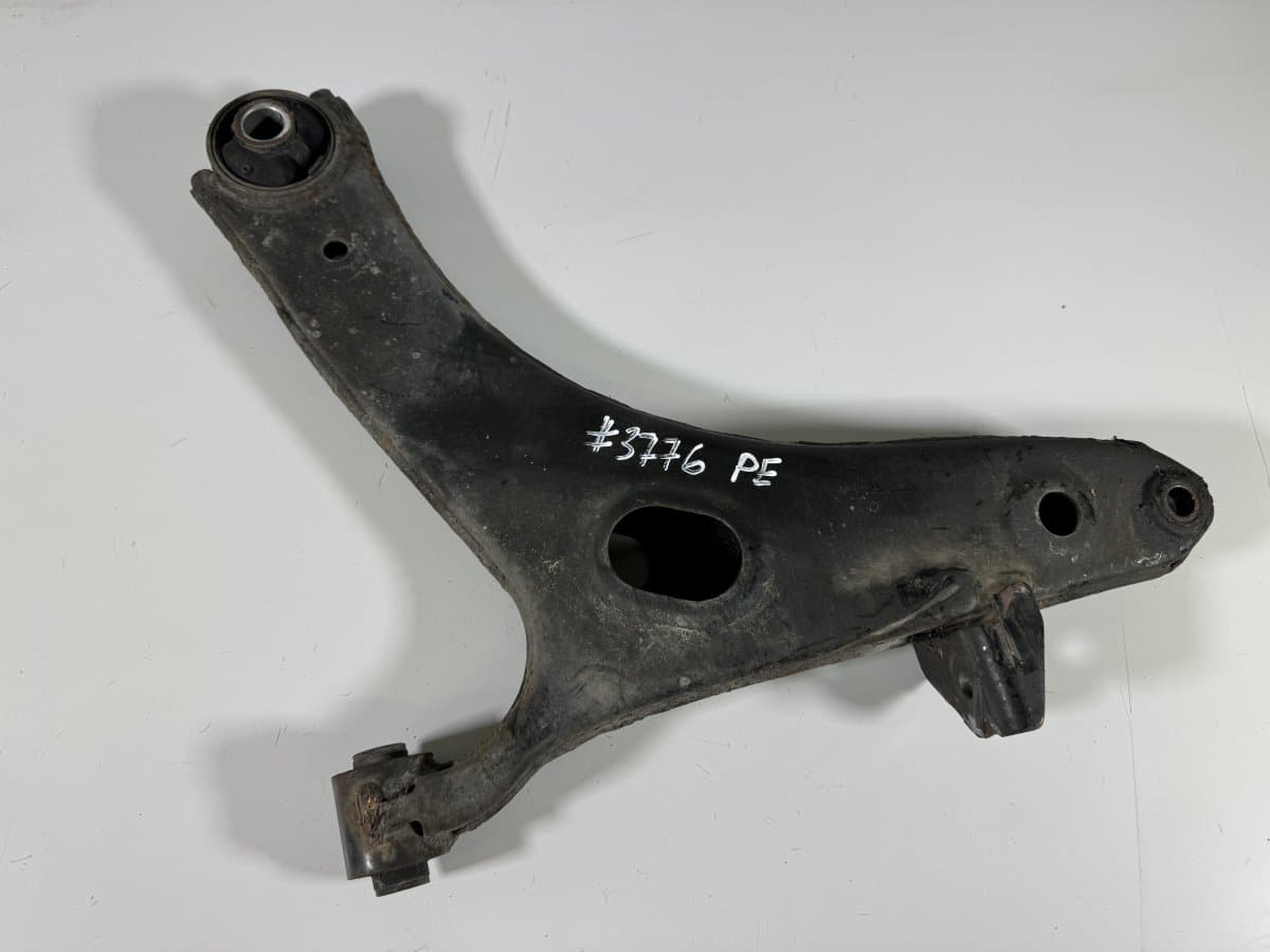 SUBARU 20202FJ060 Front Axle Track Control Arm lower Right SUBARU LEVORG I (VM) (2015-2020)