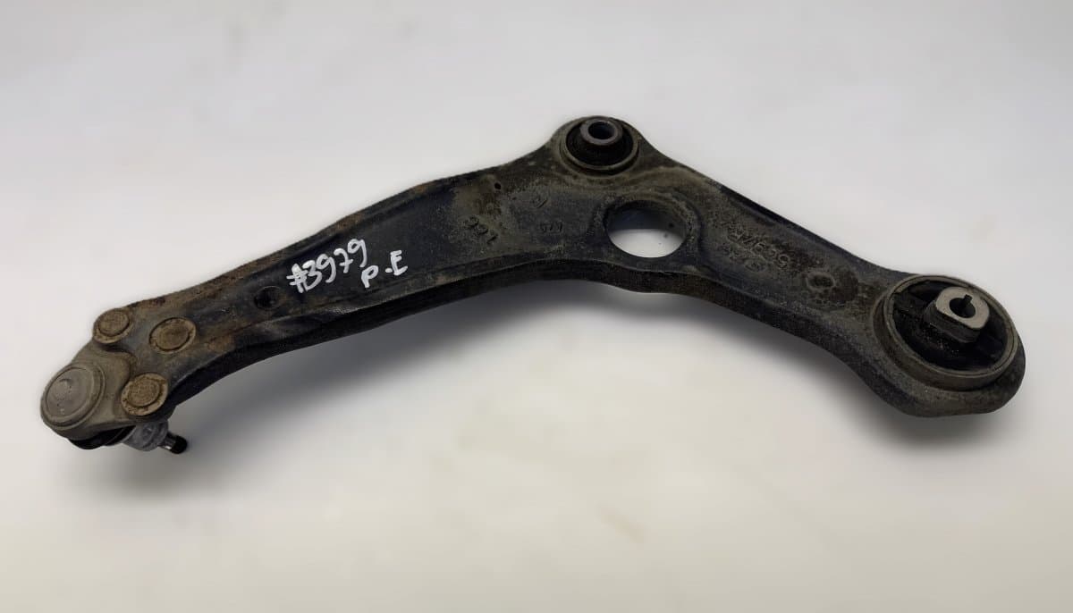 RENAULT 545047275R Front Axle Track Control Arm lower Right RENAULT TALISMAN (L2M, KP) (2013-2022)