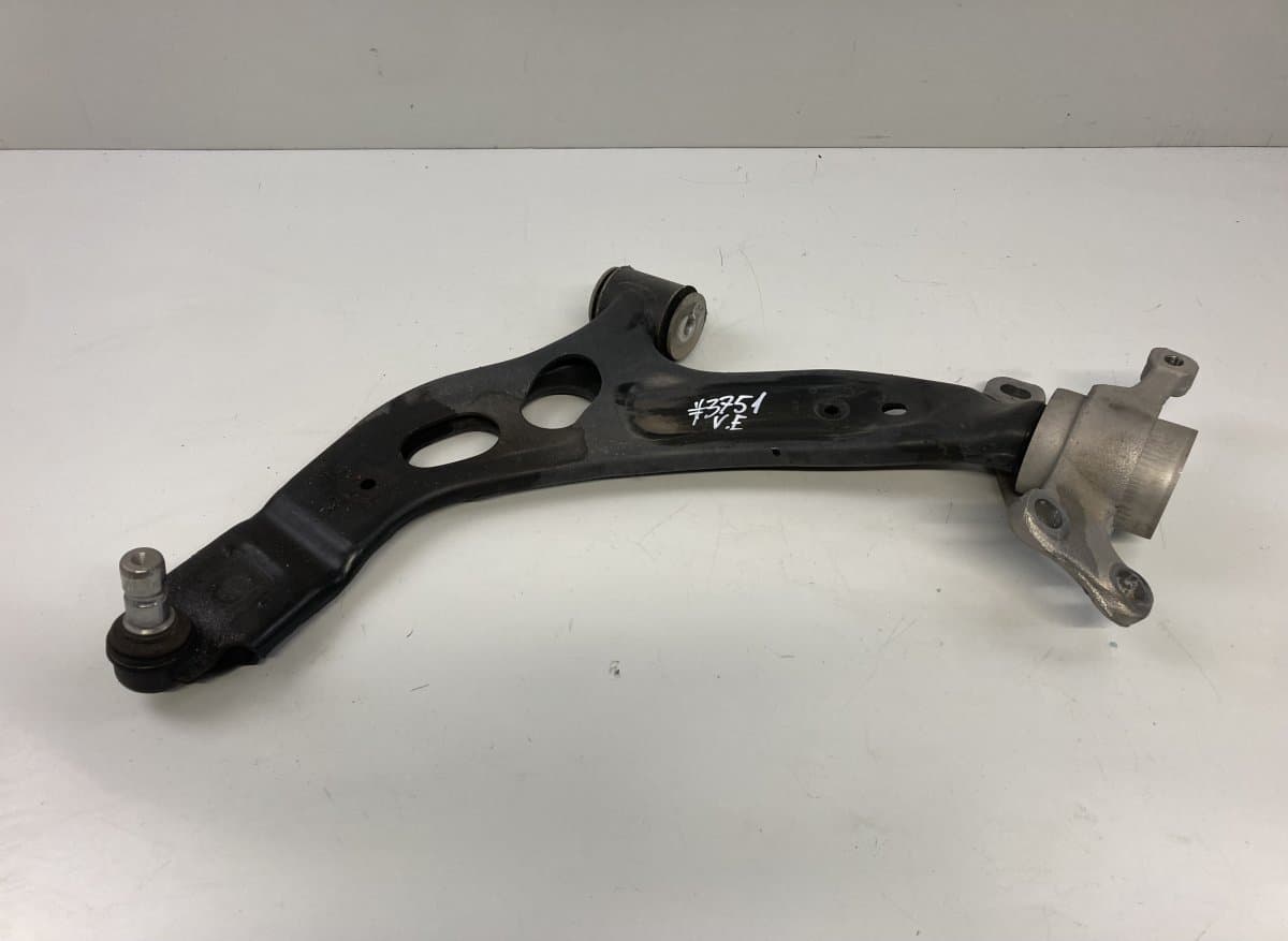 BMW 6879843 31128843681 Front Axle Track Control Arm lower left BMW 2 Active Tourer (F45, F46) (2013-2021)