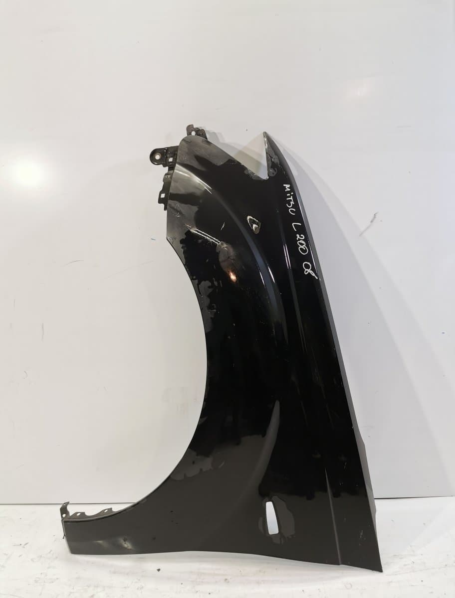 MITSUBISHI 5220F431 Fender Front Left MITSUBISHI L200 IV / TRITON (KA, KB) (2005-2015)