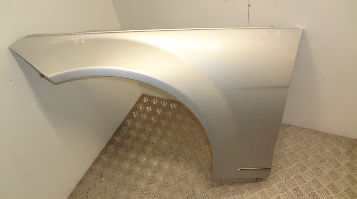 MERCEDES-BENZ Fender Front Left MERCEDES-BENZ C-CLASS (W204) (2007-2013)