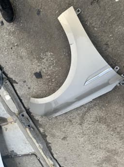 RENAULT 631006781R 631001203R Fender Front Right RENAULT MEGANE IV (B9A/M) (2015-) — thumbnail 1
