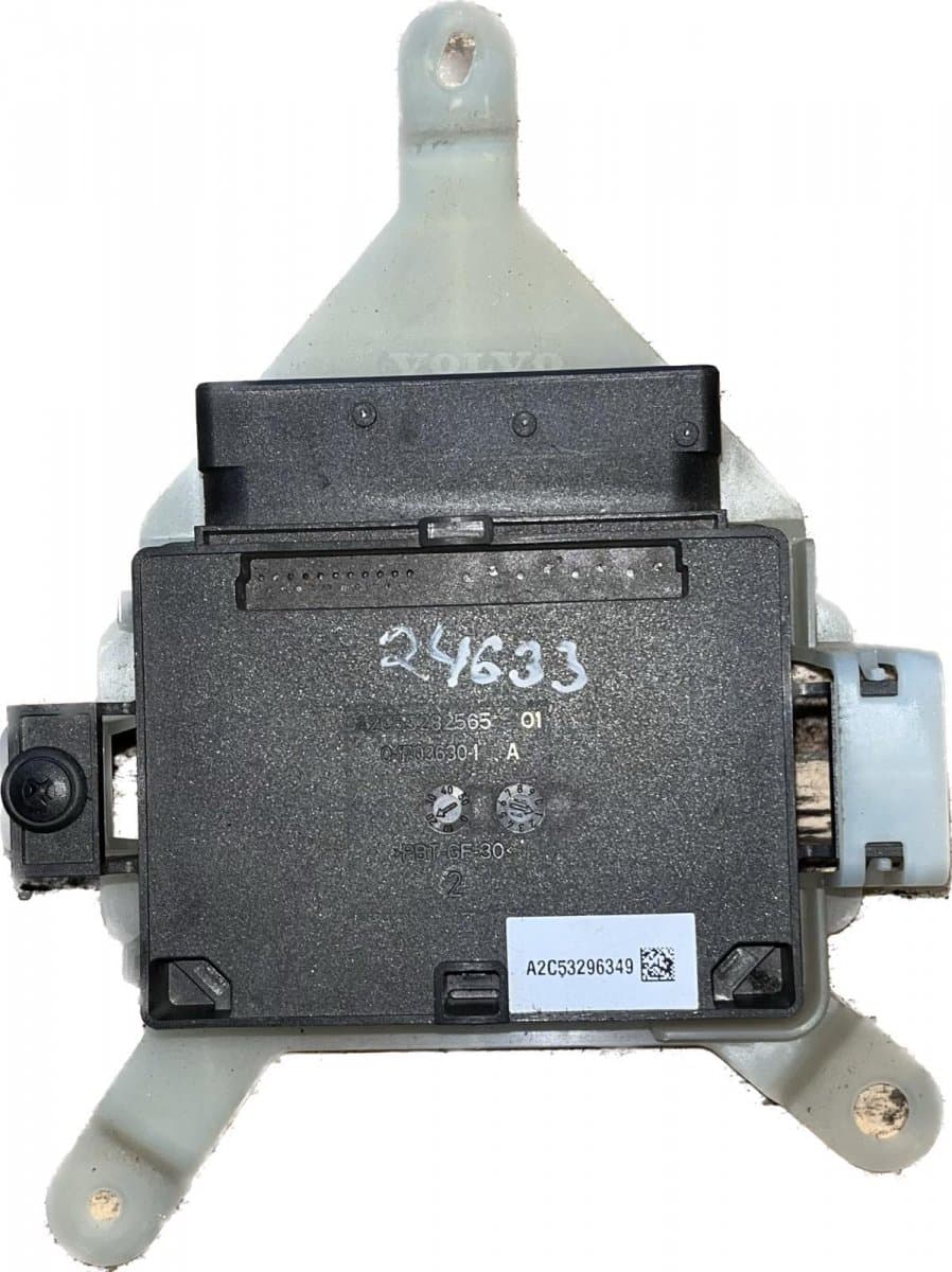 VOLVO Parking brake control unit VOLVO S60 II / V60 I (2010-2018)