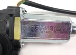 BMW 51247330649 Power bootlid / tailgate motor BMW 5 (F10, F11) (2010-2017) — thumbnail 4