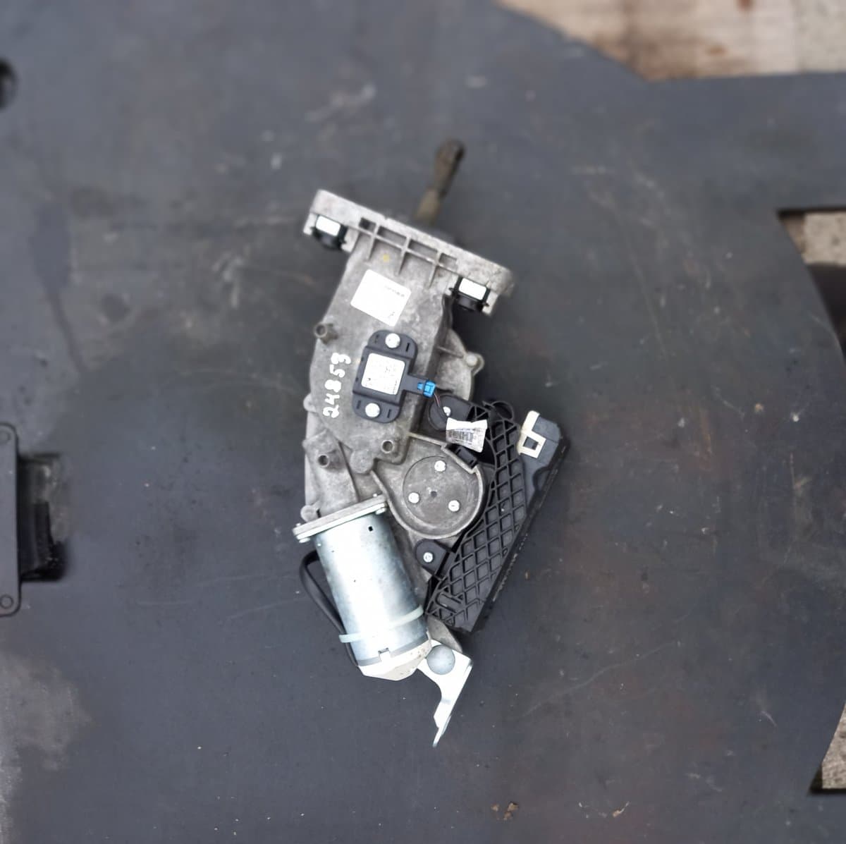 MERCEDES-BENZ A2128203542 Power bootlid / tailgate motor MERCEDES-BENZ GLK-CLASS (X204) (2008-2015)