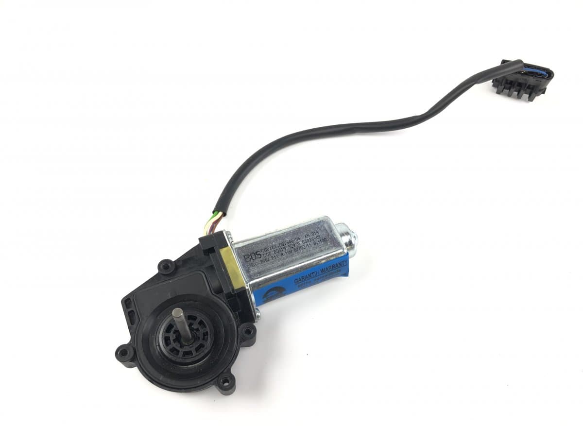51247330649 Power bootlid / tailgate motor BMW 5 (F10, F11) (2010-2017)