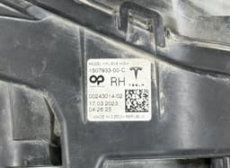 TESLA 150793300C 00243014-02 0024301402 Position Light front right TESLA MODEL Y (5YJY) (2019-) — thumbnail 3