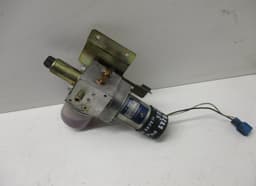 BMW HB70087002 HB70087-002 Power bootlid / tailgate motor BMW 7 (E65, E66) (2001-2009) — thumbnail 1