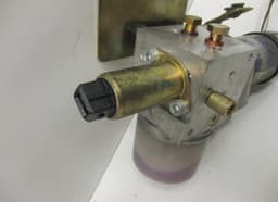 BMW HB70087002 HB70087-002 Power bootlid / tailgate motor BMW 7 (E65, E66) (2001-2009) — thumbnail 2