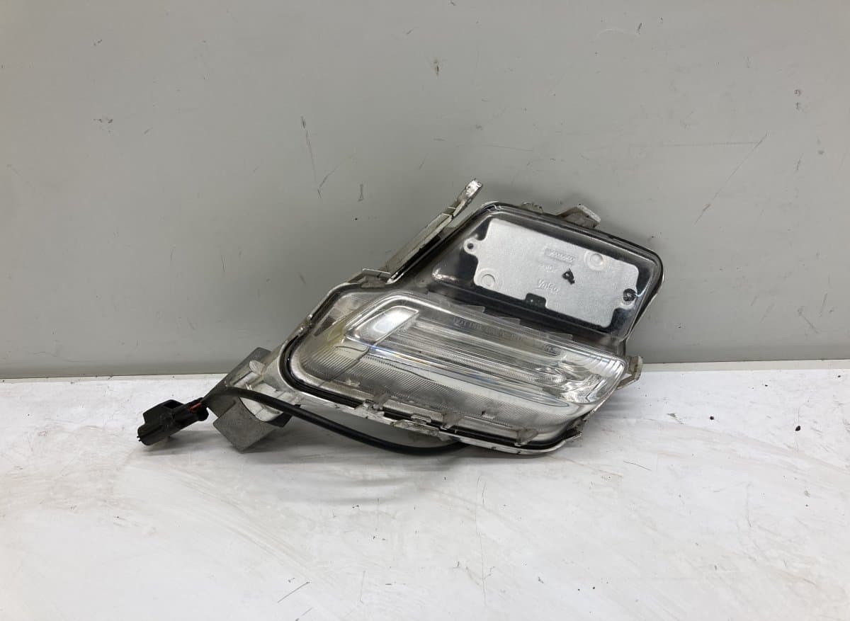 VOLVO 31420394 Position Light front right VOLVO XC60 I (2008-2017)