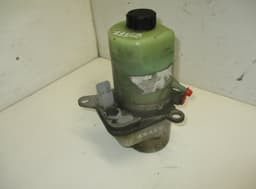 FORD Power steering pump FORD FOCUS II (2004-2012) — thumbnail 1