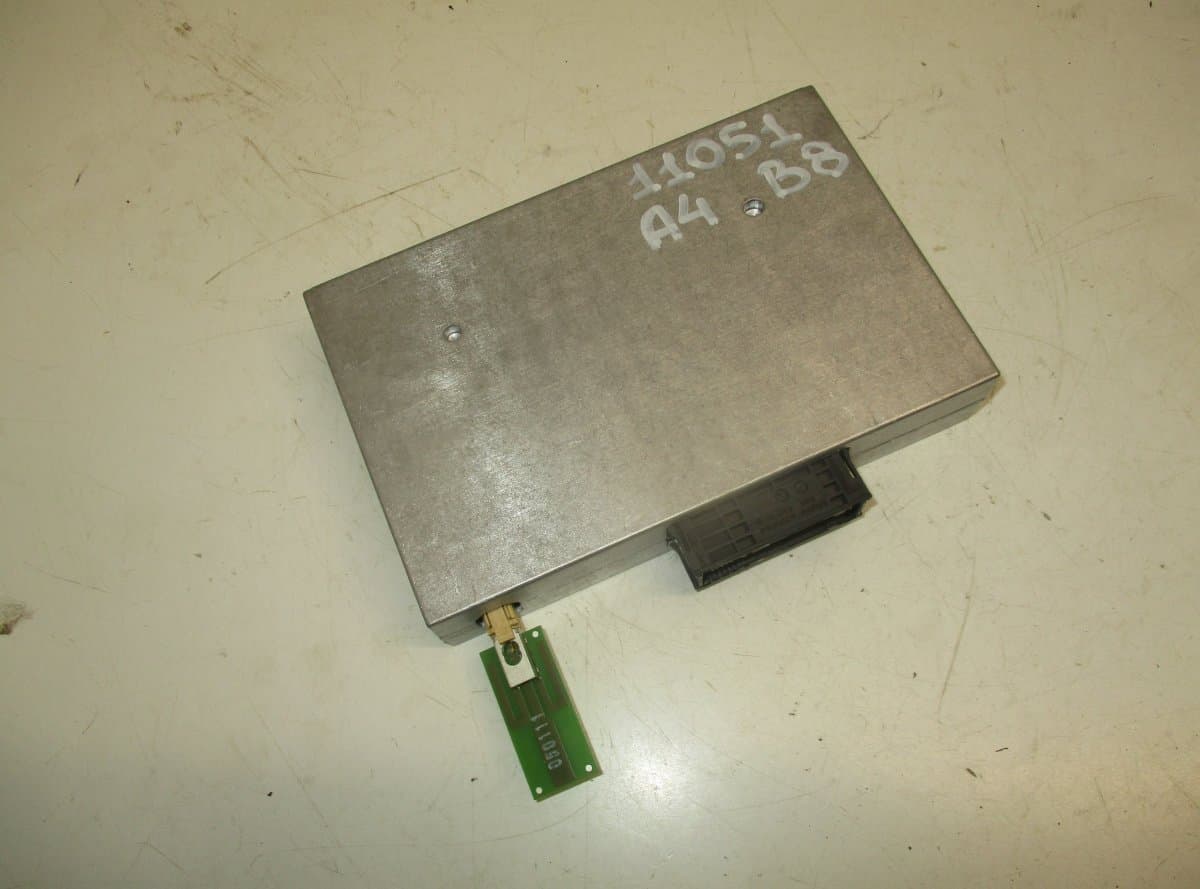 AUDI MMI control module (Multimedia interface) AUDI A4 / A4 ALLROAD (B8) (2007-2015)