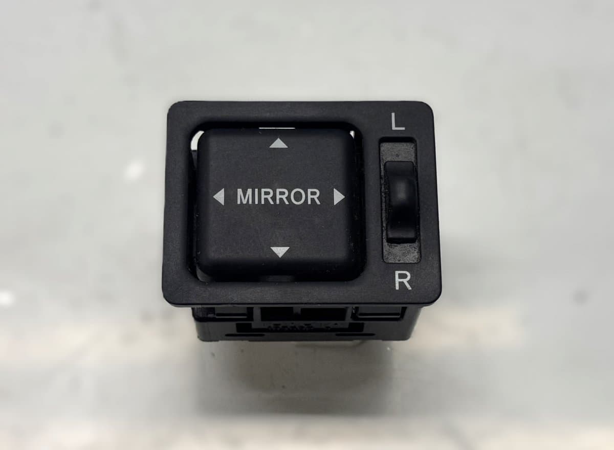 8487026010 Mirror Switch TOYOTA HIACE / GRANVIA (XH10, XH20) (1995-2004)