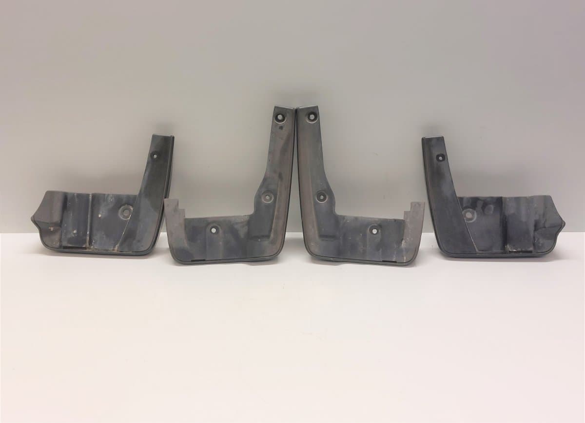 J1010AJ026 J1010AJ023 J1010AJ022 J1010AJ025 Mud guard front right SUBARU LEGACY V / Outback (2009-2014)