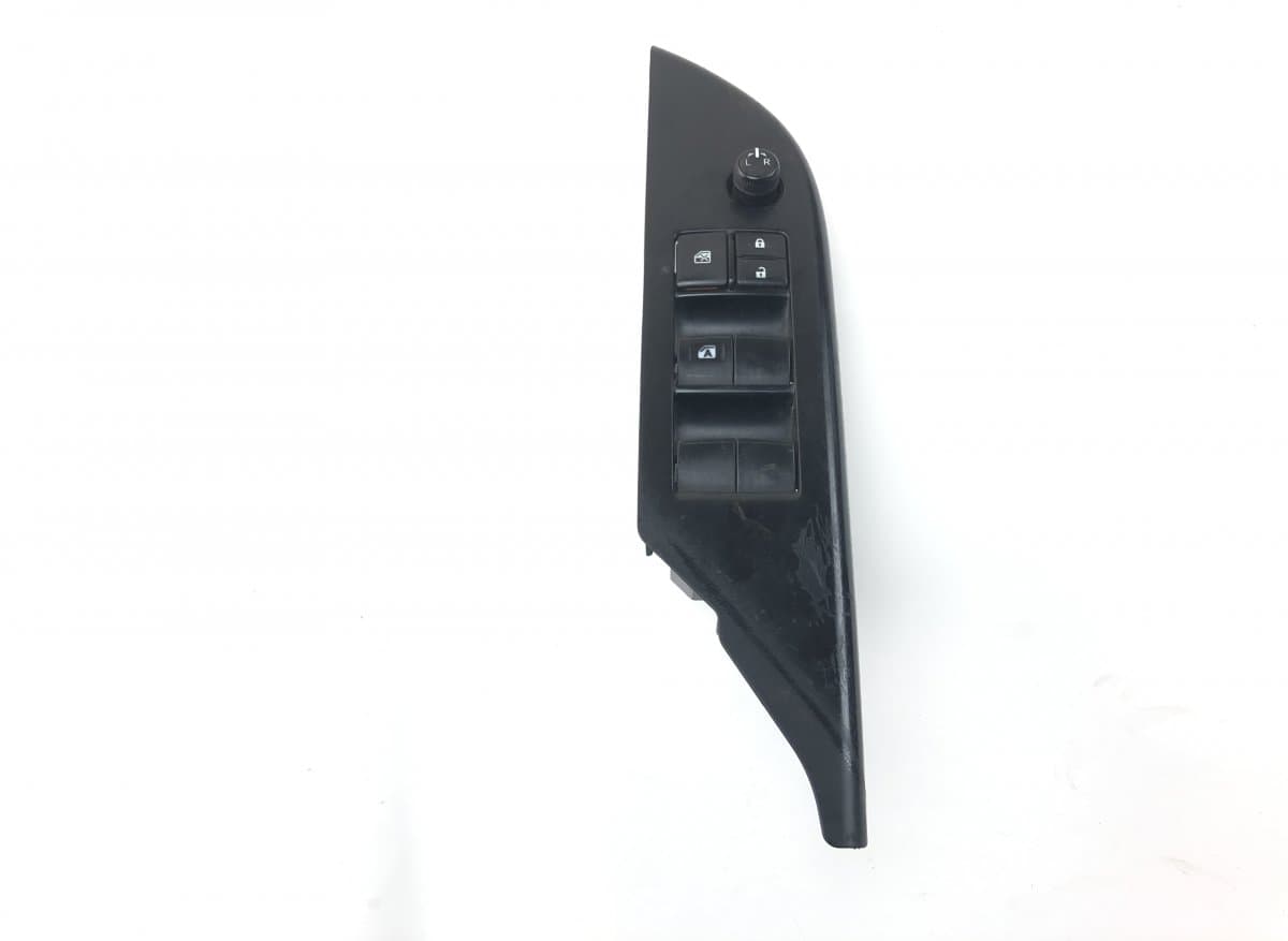 TOYOTA 848200D600 Main windows switch TOYOTA HILUX VIII (AN110, AN120, AN130) (2015-)