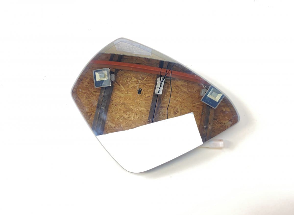 SKODA 5E0857521C Mirror glass left SKODA OCTAVIA III (5E) (2012-2019)
